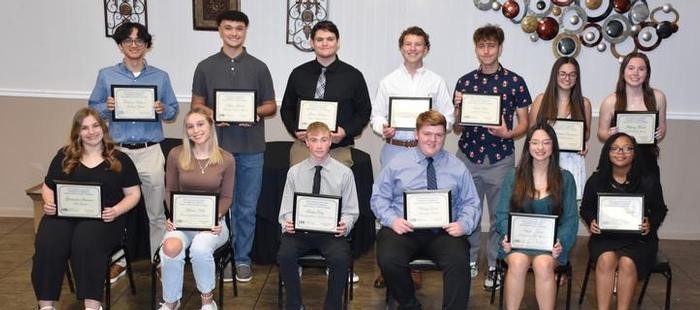 CNS students receive Cicero-Plank Road Chamber of Commerce awards