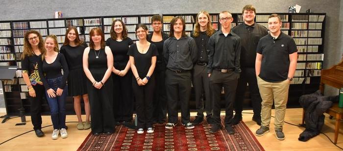 CNS Vocal Jazz performs at WCNY Studios